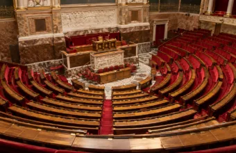 Zgromadzenie Narodowe rozpoczęło debatę nad budżetem Francji na 2027 r. – wniosek socjalistów o odrzucenie projektu przepadł