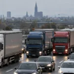 Opłata dla ciężarówek w Grand Est od 2027 r. – przewoźnicy blokowali drogi w Strasburgu i Metz, region przegłosował nowy system
