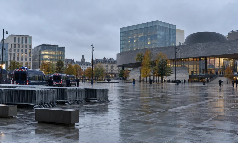 Rennes: prefektura zakazała wtorkowej manifestacji na esplanadzie Charles-de-Gaulle – „ryzyko nowej przemocy” po 17 października