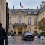 Premier Lecornu zaprasza partie polityczne do Matignon w czwartek – RN wyśle przedstawicieli, Le Pen i Bardella nie przyjdą