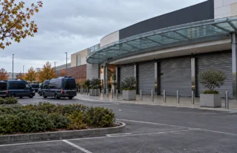 Centrum handlowe Créteil Soleil ewakuowane prewencyjnie – w sieci zapowiadano zbiórkę osób chcących plądrować sklepy