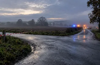 Dwoje 18- i 19-latków zginęło w wypadku pod Vichy – samochód z trojgiem młodych ludzi rozbił się nad ranem