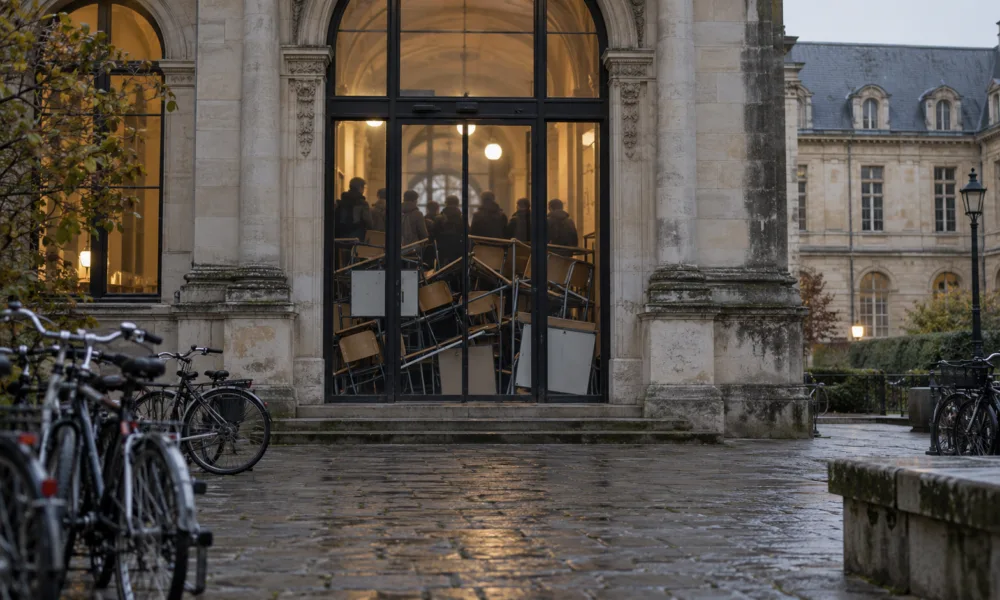 Blokady uczelni trwają mimo ferii – w Nicei zamknięty kampus Carlone, w Montpellier zablokowane trzy wydziały, zajęcia zdalnie